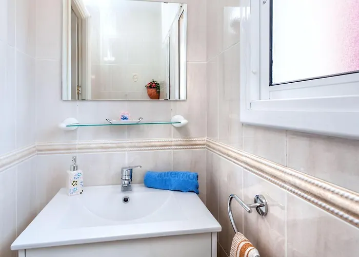 Niviroma By Interhome *